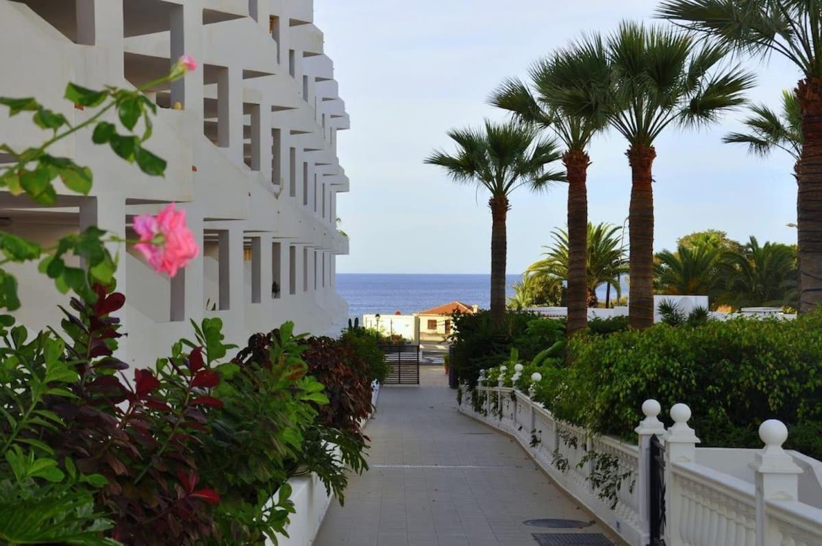 Loscristianos Front Line Of Ocean Wifi Los Cristianos  Exterior photo